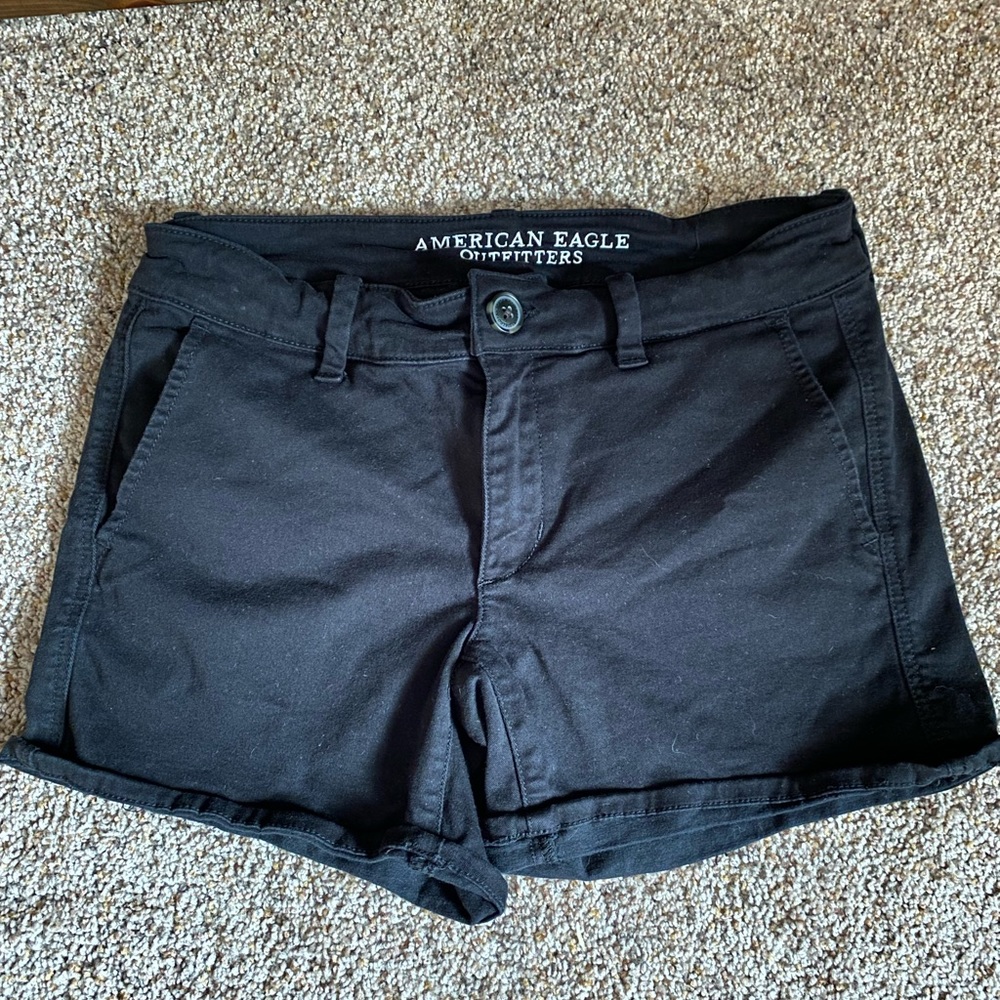 American Eagle black shorts